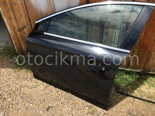 Ford mondeo cıkma siyah sol ön kapı