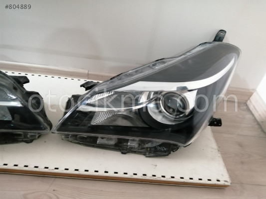 TOYOTA YARİS SAĞ SOL FAR
