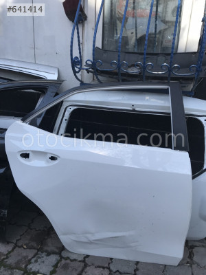 Toyota corolla çıkma sağ arka kapı