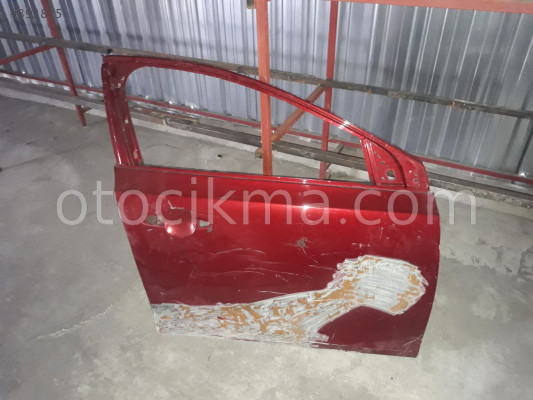 VOLVO V40 SAG ÖN KAPI ÇETİN OTOMOTIV