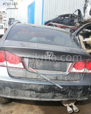 2011 HONDA CİVİC HATASIZ BAGAJ CAMI.