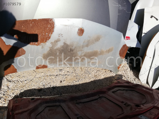 2013 ve üstü kangoo motor kaputu