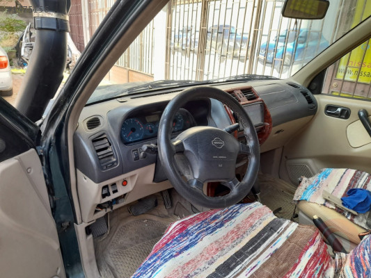 Nissan terrano sinyal kolu