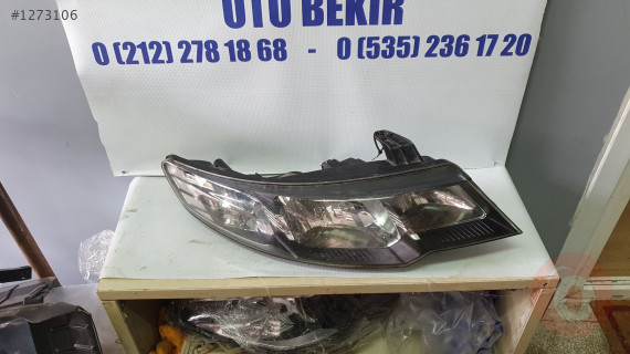 KİA CERATO SAG FAR 2011