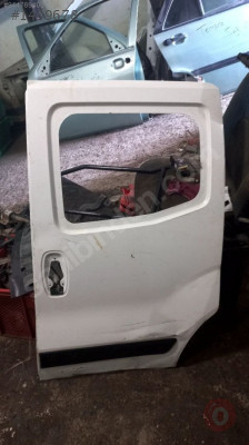 Fiat Doblo Sol Arka Kapı Çıkma