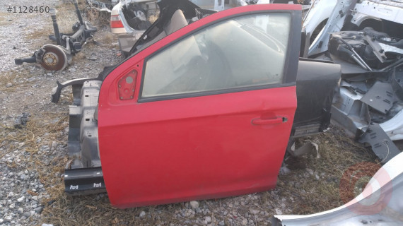 hyundai i20 çıkma sol ön kapı