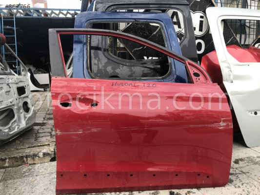 Hyundai i20 çıkma sağ ön kapı
