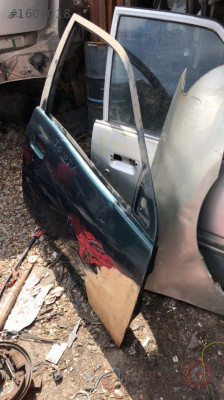 Toyota starlet sağ ön kapı