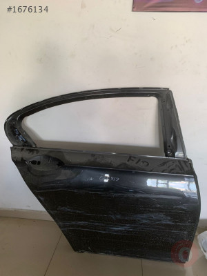 BMW F10 SAĞ ARKA KAPI