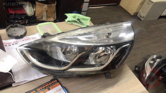 Renault Clio 4 çıkma sol far