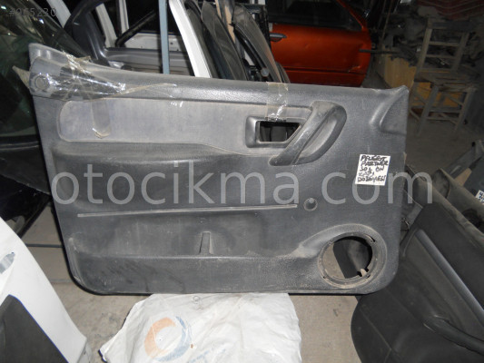 PEUGEOT PARTNER SOL ÖN KAPI DÖŞEMESİ 1998-2003 MODEL ORJİNAL