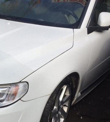 VOLVO S80 KOMPLE SOL ÖN ÇAMURLUK.