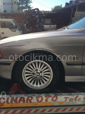 BMW 520İ SOL ÖN ÇAMURLUK
