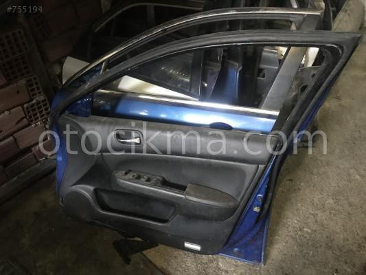 Honda accord sağ ön kapı