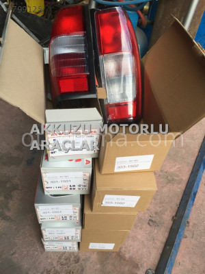 NİSSAN SKYSTAR ÇIKMA STOP LAMBASI