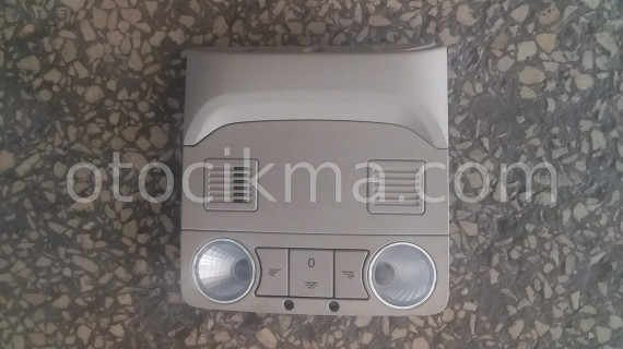 2013 skoda superb tavan lambası orj.cıkma