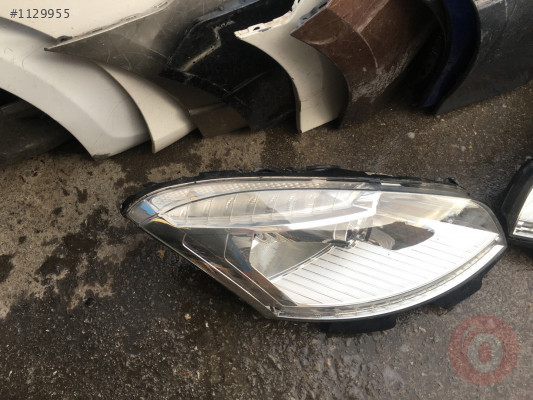 Çıkma Citroen c4 picasso sağ ön far orjinal