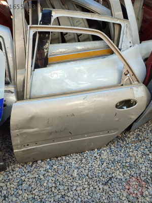 Renault Laguna 1 sol arka kapı