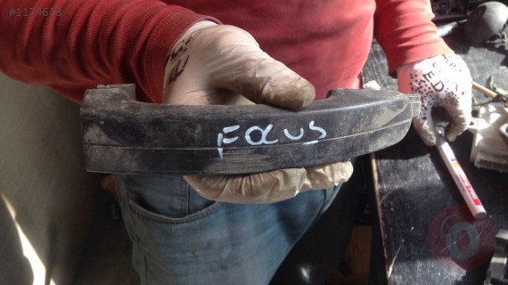 FOCUS SAĞ SOL ÖN KAPI KOLU FORD ORJİNAL ÇIKMA PARÇA