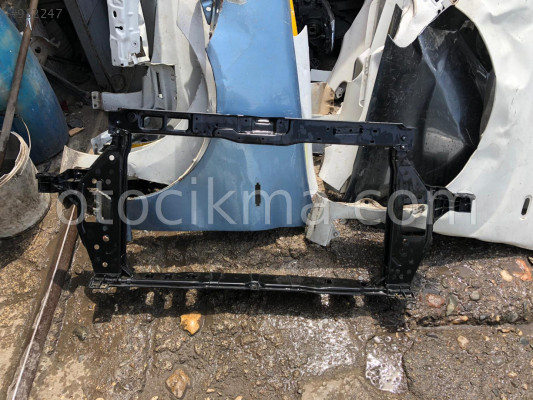 2015 hyundai i20 ön panel çıkma