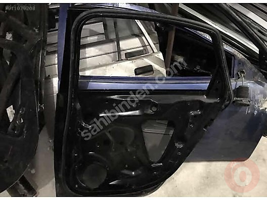 audi a6 2012 Sağ Ön Arka Kapı Çıkma Çıtır Hasarlı