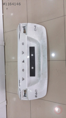 Volvo S60 D4 bagaj kapak