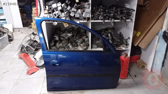 Corsa c sağ ön kapı
