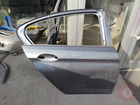 BMW 5 Serisi F10 Sağ Arka Kapı