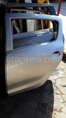 DACİA SANDERO 2015 ÇIKMA SOL ARKA KAPI