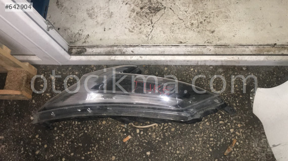 Nissan juke sağ far çıkma