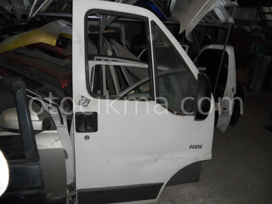 PEUGEOT BOXER SAĞ ÖN KAPI  2002-2007 MODEL ORJİNAL HATASIZ
