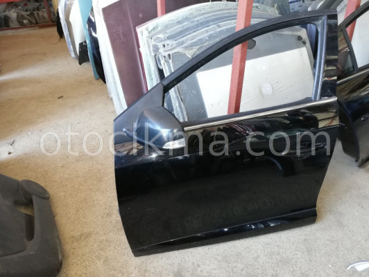 Fluence sol ön kapı