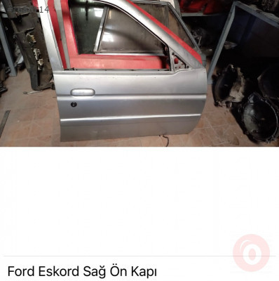 Ford Escort sağ ön kapı orjinal hatasız