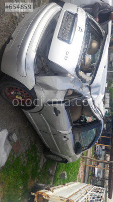 Citroen c3 arka tampon çıkma