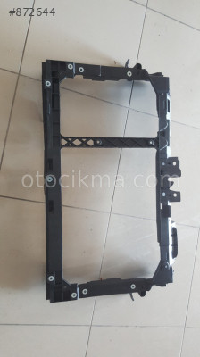Ford tourneo courier ön panel