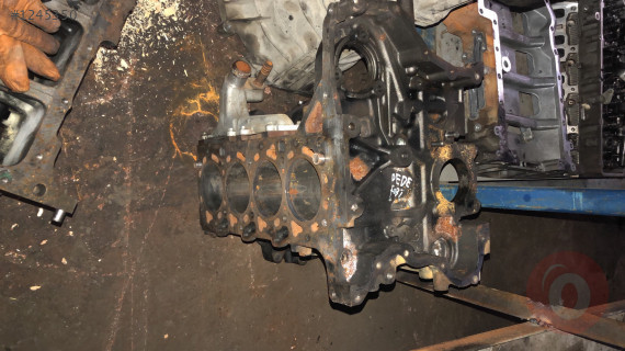 Ford Transit Çıkma Blok V184