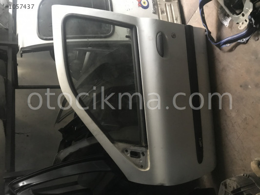 Renault clio çıkma sol ön kapı dolu hatasız