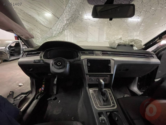 2020 PASSAT HAYALET EKRAN MULTİMEDYA EKRAN ORJİNAL ÇIKMA PAR - Volkswagen 5G6 919 605 A Orijinal Çıkma Yedek Parça Ankara