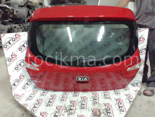 cikma kia rio arka bagaj kapagı