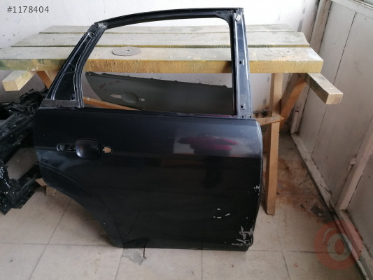 Ford focus 2008 2010 sol arka kapı