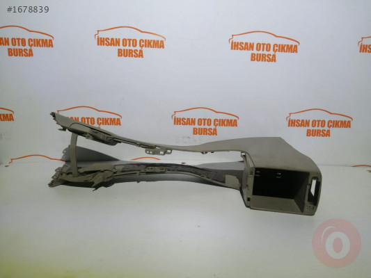 Toyota corolla 2008 orta konsol orijinal