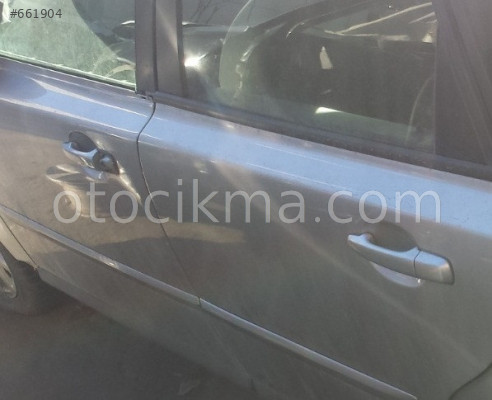 2005 VOLVO V50 ORJİNAL SOL TAKIM KAPI KOLU.