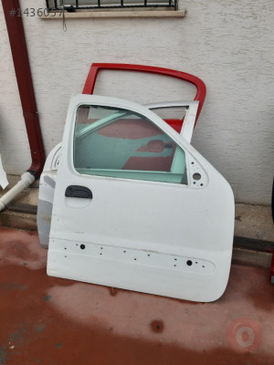 RENAULT KANGOO 2003 / 2010 SAĞ ÖN KAPI DOLU