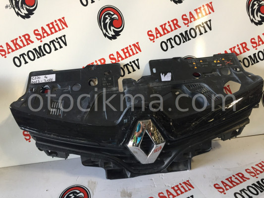 2013-2016 renault clio ön panjur çıkma