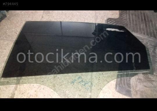 2016 audi a4 sol arka kapı camı orj.cıkma