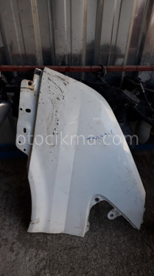 2010 Ford Transit ön sağ çamurluk