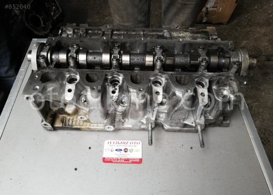 110428257R RENAULT CAPTUR 1.5 SİLİNDİR KAPAĞI