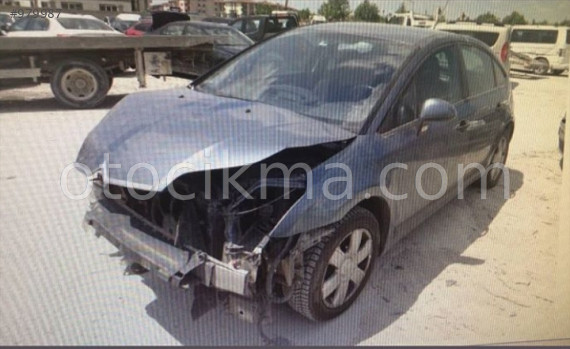 Citreon  c4  ön çamurluk sol