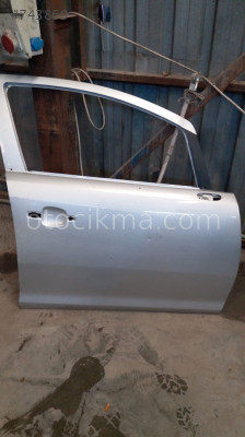 çıkma opel corsa d sağ ön kapı