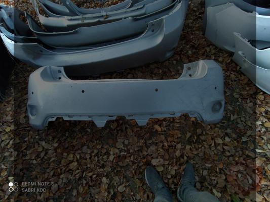 Toyota Auris arka tampon